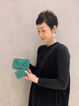 「アイテム（キーケース/キーアクセサリー、グリーン系）」を使った、Kさん（レディース・170cm）の冬コーディネート