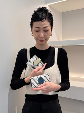 「HIROKO HAYASHI（ヒロコハヤシ）のSTILLA（スティラ）小銭入れ（財布、ブルー系）」を使った、Kさん（レディース・170cm）の夏コーディネート