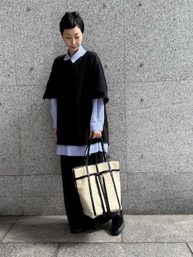 「アイテム（トートバッグ）」を使った、Kさん（レディース・170cm）の秋コーディネート