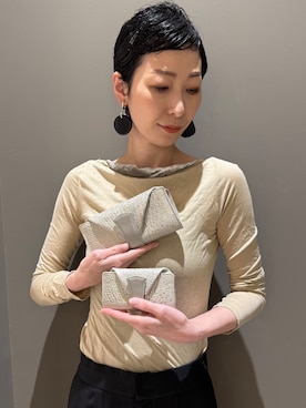 「HIROKO HAYASHI（ヒロコハヤシ）の【数量限定】DAMASCO SPECIAL（ダマスコ スペシャル）長財布ミニ（財布、グレー系）」を使った、Kさん（レディース・170cm）の春コーディネート