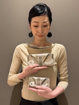 「THE EMPORIUM（ジエンポリアム）の◆リボン刺しゅうスリーピン（その他ヘアアクセサリー、ブルー系）」を使った、Kさん（レディース・170cm）の春コーディネート