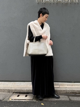 「アイテム（トートバッグ）」を使った、Kさん（レディース・170cm）の秋コーディネート