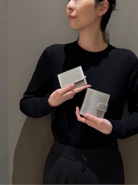 「HIROKO HAYASHI（ヒロコハヤシ）のCATENA（カテーナ）薄型二つ折り財布（財布、ゴールド系）」を使った、Kさん（レディース・170cm）の春コーディネート