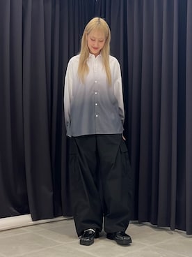「tk.TAKEO KIKUCHI（ティーケータケオキクチ）のアイテム（パンツ）」を使った、mmho01さん（レディース・171cm）の春コーディネート