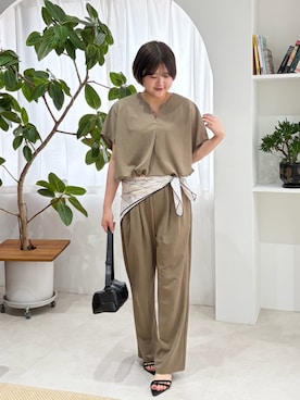 「Doux archives（ドゥアルシーヴ）のマルチ機能スキッパーＴＯＰＳ（Tシャツ/カットソー、ブラウン系）」を使った、douxarchivesさん（レディース・158cm）の夏コーディネート