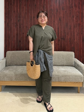「Doux archives（ドゥアルシーヴ）のマルチ機能スキッパーＴＯＰＳ（Tシャツ/カットソー、グリーン系）」を使った、douxarchivesさん（レディース・158cm）の夏コーディネート