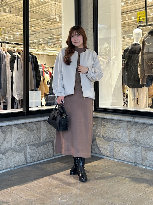 シャギーベスト×ニットワンピース