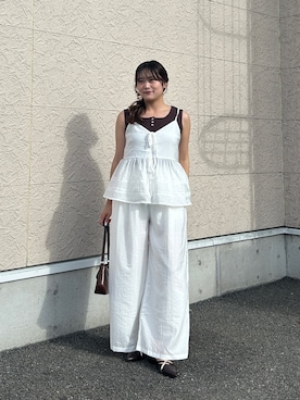 「アイテム（オールインワン・サロペット、ホワイト系）」を使った、momoさん（レディース・159cm）の秋コーディネート