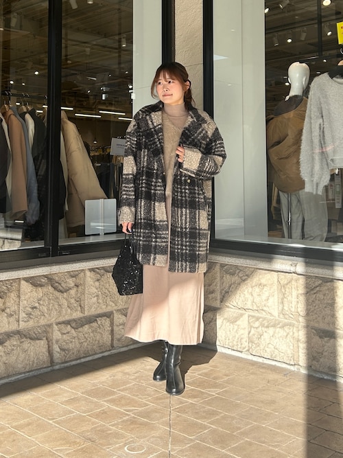 シャギーベスト×ニットワンピース