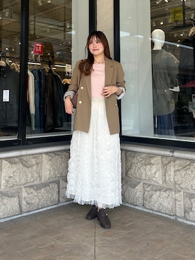 「Thevon（ゼボン）のチャーム付きホルターネック5分袖プルオーバー（Tシャツ/カットソー、ピンク系）」を使った、momoさん（レディース・159cm）の春コーディネート