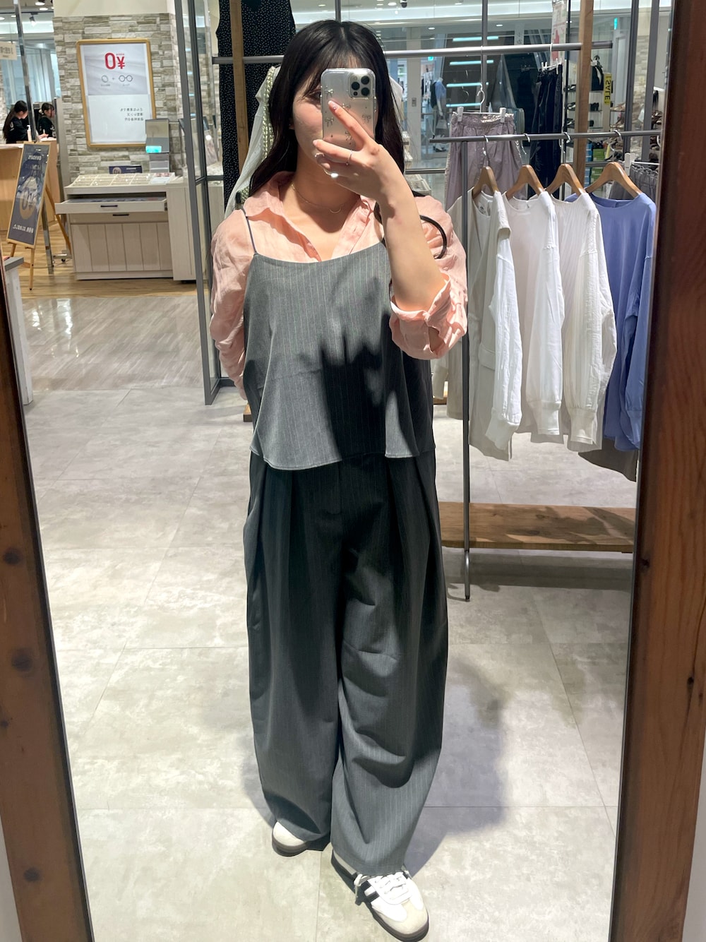「ootd、outfit、春コーデ、春服、はるコーデ、pualcecin」｜「PUAL CE CINの【SET ITEM】TRビスチェ+パンツセット（パンツ、その他）」を使った、pualmikiさん（骨格ナチュラル・レディース・158cm）の春コーディネートの1枚目の写真