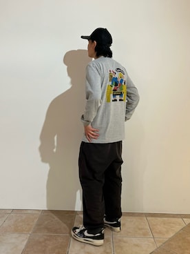 「コラボTシャツ」｜清野さん（メンズ・175cm）の秋コーディネート