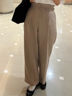 「アイテム（スラックス）」を使った、macotiiiiiさん（レディース・148cm）の秋コーディネート