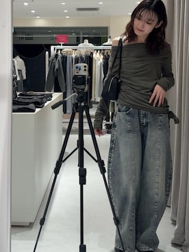 「mline（エムライン）のアイテム（トップス）」を使った、莉央さん（レディース・159cm）の春コーディネート