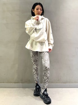 「アイテム（レッグウェア）」を使った、KYさん（レディース・157cm）の夏コーディネート