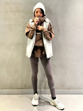 「アイテム（ダウンベスト）」を使った、KYさん（レディース・157cm）の秋コーディネート