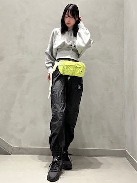 「adidas by Stella McCartney（アディダスバイステラマッカートニー）のアイテム（その他パンツ）」を使った、NKさん（レディース・170cm）の冬コーディネート