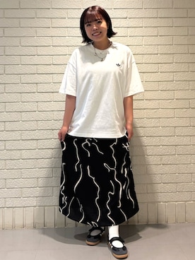 「アディダスオリジナルス」｜「アイテム（シューズ）」を使った、ももかさん（レディース・160cm）の夏コーディネート