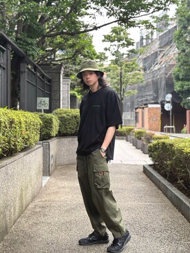 「MANASTASH（マナスタッシュ）のアイテム（カーゴパンツ）」を使った、Royさん（メンズ・179cm）の夏コーディネート