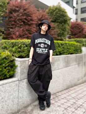 「MANASTASH（マナスタッシュ）のアイテム（カーゴパンツ）」を使った、Royさん（メンズ・179cm）の春コーディネート