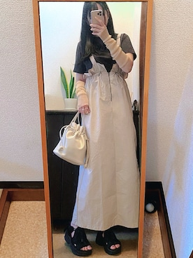 「アイテム（ジャンパースカート）」を使った、akicy23さん（レディース・164cm）の夏コーディネート