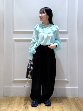 「A part by（アパートバイ）のスラックスコクーンボリュームパンツ（スラックス、ブラック系）」を使った、moriさん（レディース・148cm）の春コーディネート