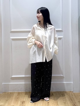 「A part by（アパートバイ）のダブルストラップミュール（パンプス、ホワイト系）」を使った、moriさん（レディース・148cm）の春コーディネート