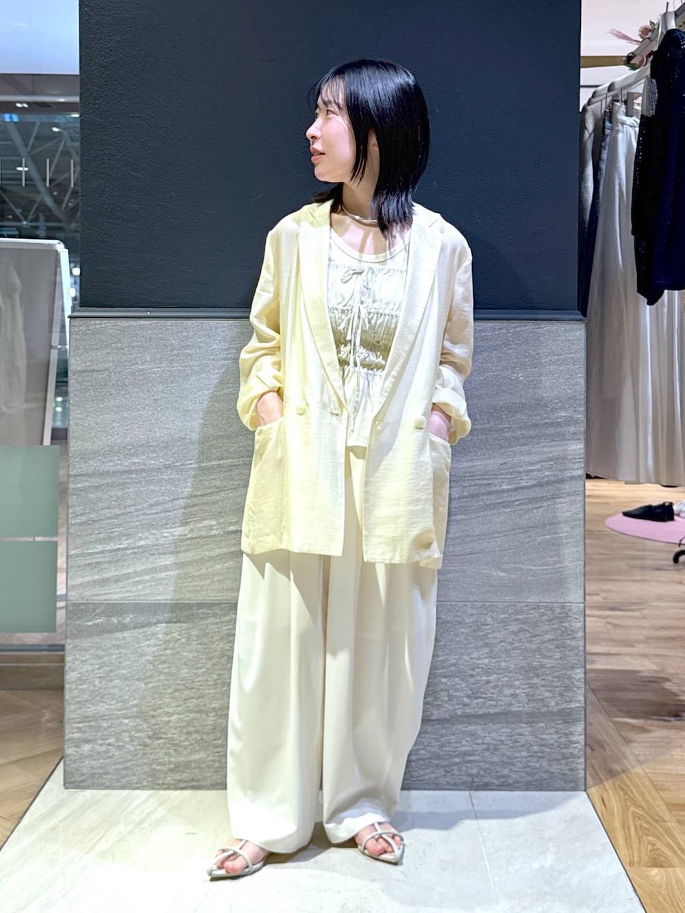 「低身長、ベーシック/シンプル、ナチュラル、SNAP_apart by lowrys、apart by lowrys、春夏コーデ」｜「A part byのネックカフ（ネックレス、シルバー系）」を使った、moriさん（レディース・148cm）の春コーディネートの1枚目の写真