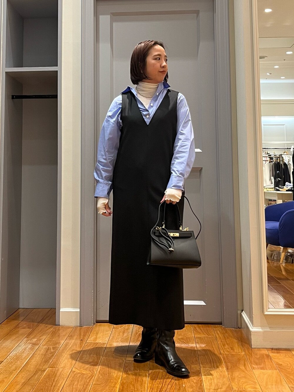 「お出かけコーデ、大人女子、大人ファッション、ラクチンコーデ、冬のコーデ、シンプルコーデ、ロングブーツ、ブラック、オフィススタイル、レイヤード、きれいめコーデ、タートルネック」｜「NOLLEY’Sの《セットアップ対応》ウォッシャブル両面起毛2WAYワンピース（ワンピース、ブラック系）」を使った、yamaiさん（レディース・163cm）の冬コーディネートの1枚目の写真