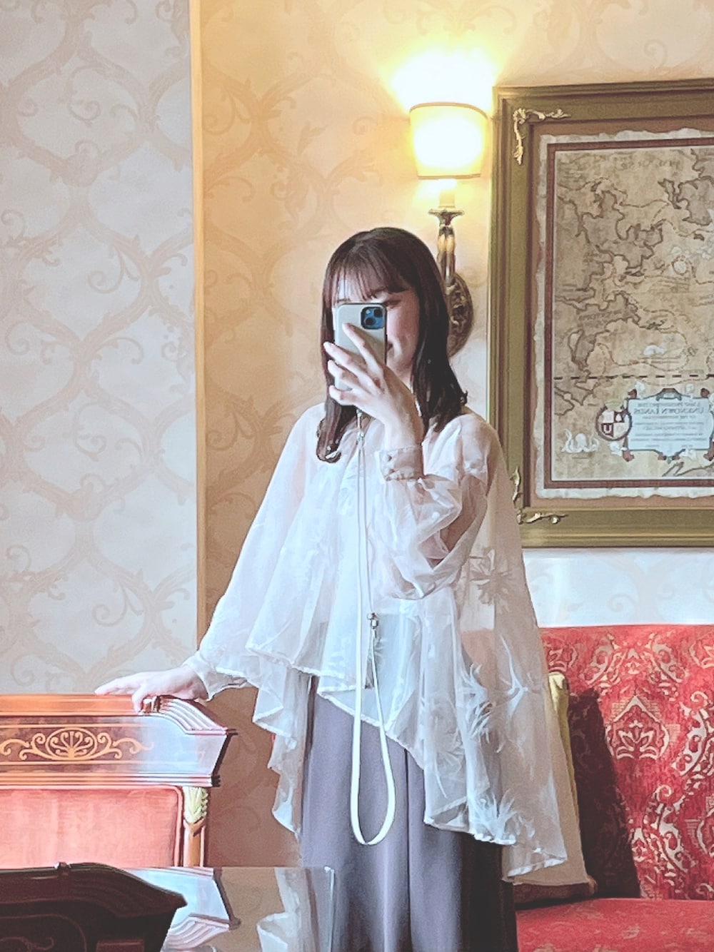 「シア―ブラウス、淡色コーデ、淡色女子」｜「Acka.のアイテム（その他トップス、ベージュ系）」を使った、Rikuさん（骨格ウェーブ・レディース・166cm）の秋コーディネートの1枚目の写真