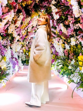 「H&M（エイチ・アンド・エム）のアイテム（ホワイト系）」を使った、iiimmmyyyさん（レディース・162cm）の冬コーディネート