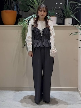 「LOWRYS FARM（ローリーズファーム）のＵＳＥＦＵＬシアープルオーバー　580950（Tシャツ/カットソー、ホワイト系）」を使った、ゆーみさん（レディース・156cm）の春コーディネート