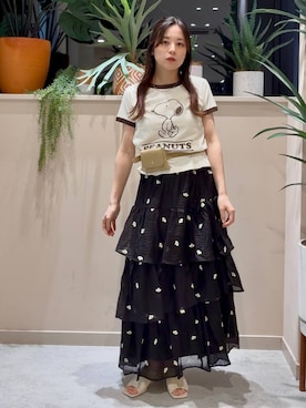 「LOWRYS FARM（ローリーズファーム）のポーチツキ２ＷＡＹベルト 656106（ベルト、ベージュ系）」を使った、ゆーみさん（レディース・156cm）の夏コーディネート