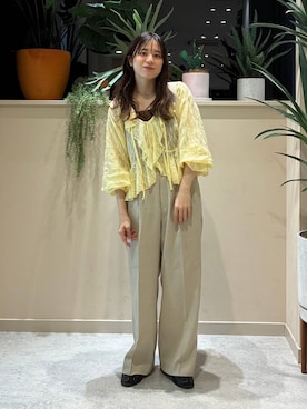 「LOWRYS FARM（ローリーズファーム）のホップサックワイドパンツ 602808（その他パンツ、ベージュ系）」を使った、ゆーみさん（レディース・156cm）の春コーディネート
