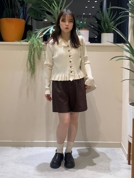 「LOWRYS FARM（ローリーズファーム）のウールライクショートパンツ  580891（その他パンツ、ブラウン系）」を使った、ゆーみさん（レディース・156cm）の春コーディネート
