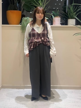 「アイテム（キャミソール、レッド系）」を使った、ゆーみさん（レディース・156cm）の秋コーディネート