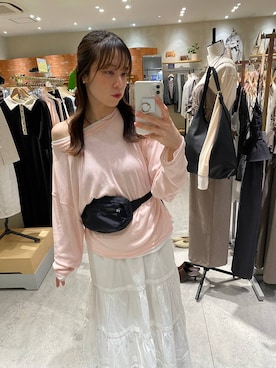 「LOWRYS FARM（ローリーズファーム）のＵＳＥＦＵＬシアープルオーバー　580950（Tシャツ/カットソー、ホワイト系）」を使った、ゆーみさん（レディース・156cm）の春コーディネート
