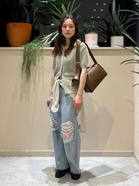 「LOWRYS FARM（ローリーズファーム）のレースデニム　601055（デニムパンツ、ブルー系）」を使った、ゆーみさん（レディース・156cm）の春コーディネート