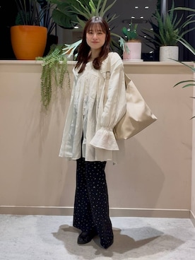 「LOWRYS FARM（ローリーズファーム）のヤワラカルイ２ＷＡＹショルダーＢＡＧ 115210（ショルダーバッグ、ホワイト系）」を使った、ゆーみさん（レディース・156cm）の春コーディネート