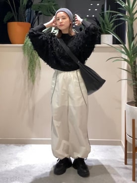「アイテム（ボディバッグ/ウエストポーチ）」を使った、ゆーみさん（レディース・156cm）の秋コーディネート