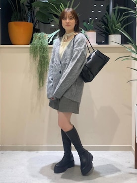 「LOWRYS FARM（ローリーズファーム）のシャギーロングＶカーディガン　595935（カーディガン/ボレロ）」を使った、ゆーみさん（レディース・156cm）の秋コーディネート