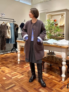 「アイテム（ノーカラーコート）」を使った、Yamazakiさん（レディース・157cm）の秋コーディネート