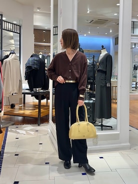 「NOLLEY’S（ノーリーズ）のアイテム」を使った、Yamazakiさん（レディース・157cm）の秋コーディネート
