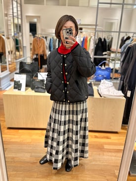 「アイテム（ダウンジャケット/コート）」を使った、Yamazakiさん（レディース・157cm）の秋コーディネート