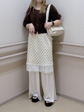 「LOWRYS FARM（ローリーズファーム）の【500mlペットボトル収納可】フラップショルダーＢＡＧ 1046881（ショルダーバッグ、ホワイト系）」を使った、emiriさん（レディース・157cm）の夏コーディネート