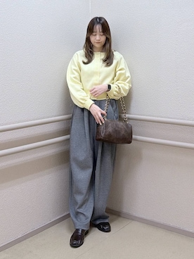 「LOWRYS FARM（ローリーズファーム）のカットイージーコクーンパンツ　292362（スウェットパンツ、グレー系）」を使った、emiriさん（レディース・157cm）の春コーディネート