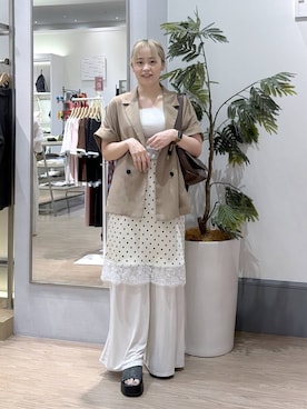 「LOWRYS FARM（ローリーズファーム）の【500mlペットボトル収納可】フラップショルダーＢＡＧ 1046881（ショルダーバッグ、ブラウン系）」を使った、emiriさん（レディース・157cm）の夏コーディネート