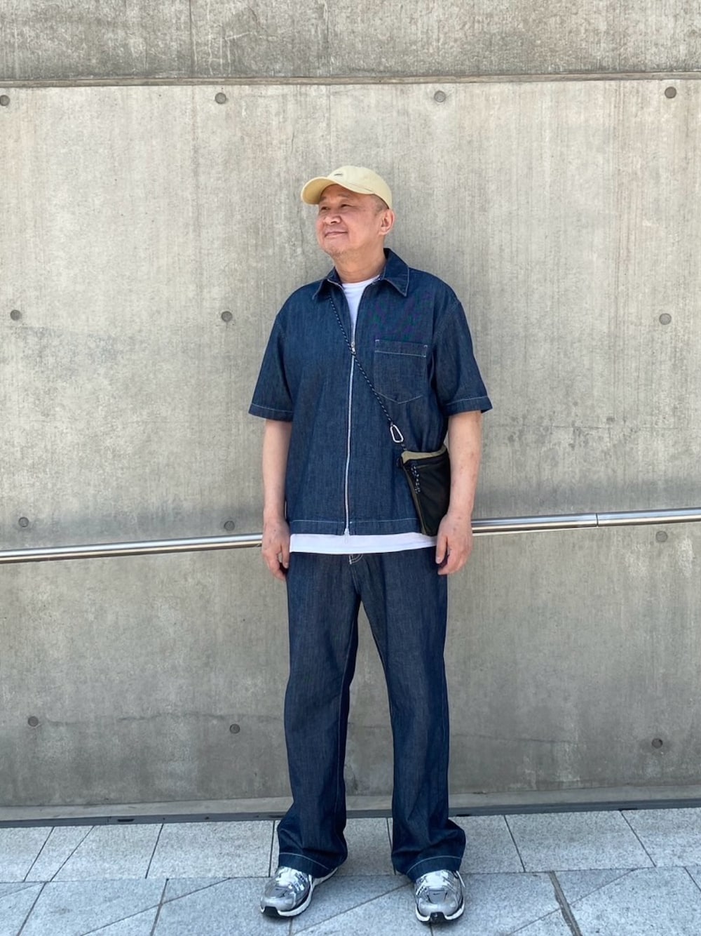 「原色系、原色單寧、nike、銀色、LACOSTE、poler、夏服、Denime、Denim styling、denim」｜「NIKEのアイテム（スニーカー、シルバー系）」を使った、Daniel丹老爺さん（メンズ・176cm）の春コーディネートの1枚目の写真