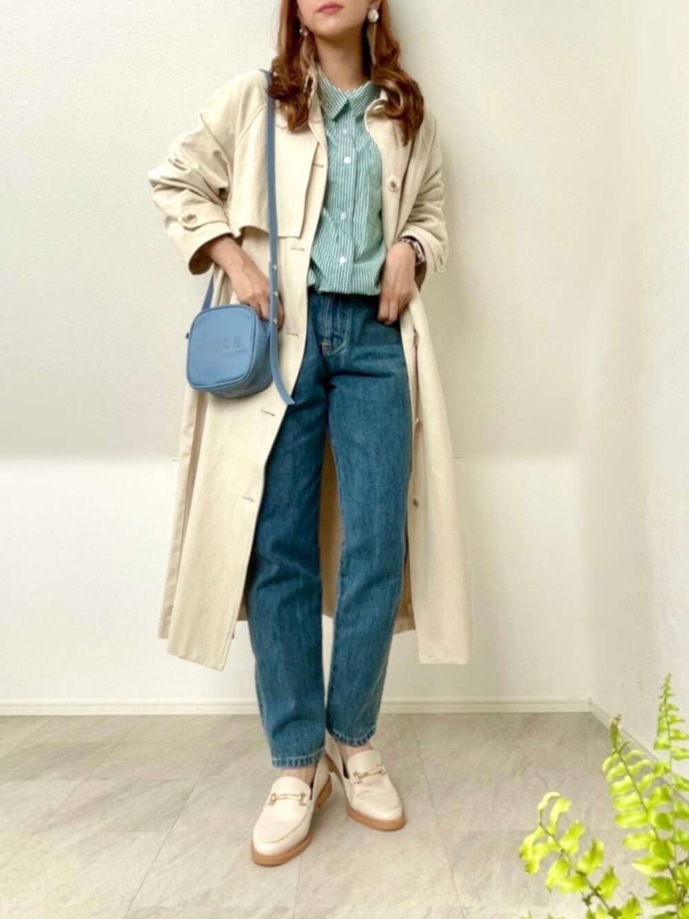 「ANGIE VINTAGE、ステンカラーコート、春服みてみて、SOMETHING、しまむら、ストライプ、デニム、春アウター、パンツスタイル、ローファー、きれいめカジュアル、春カラー、淡色コーデ、デニムパンツ、zucca」｜「ANGIEのツイルステンカラーコート（ステンカラーコート、ホワイト系）」を使った、＊𝒂𝒎𝒆𝒍𝒊𝒆𝒆＊さん（レディース・158cm）の春コーディネートの1枚目の写真