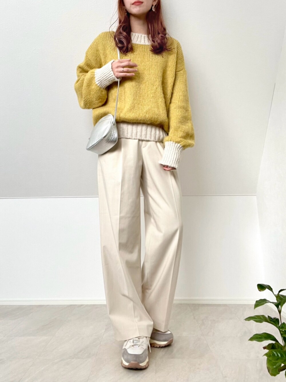 「brotherhood、シルバーアクセサリー、シルバーリング、オトナカジュアル、シンプル、classicalelf、カラー×コーデ、UNIQLO、スニーカー、厚底スニーカー」｜「BROTHERHOODの【earyear】チャビー プレーン リング「サージカルステンレス」（リング、その他）」を使った、＊𝒂𝒎𝒆𝒍𝒊𝒆𝒆＊さん（レディース・158cm）の冬コーディネートの1枚目の写真